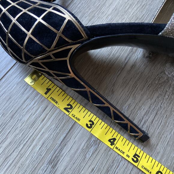 Sam Edelman Stiletto Heel Sz 7 Black Suede Gold Peep Toe Ankle Strap - Picture 13 of 14